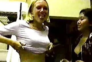 فتاة متواضعة افلام سكس عربي مصري جديد تمارس الجنس مع اللعب