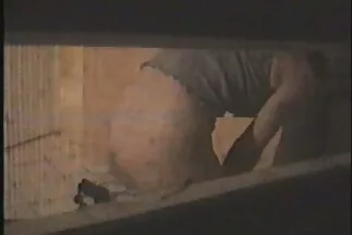خادمة فيديو سكس جديد عربي جذابة لديها دسار زجاجي في بوسها