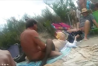 فركت الصديقات المذهلات قضيب الرجل سيكس عربي جديد في غرفة النوم
