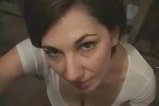 السيدة الشابة مفلس تلقت الجنس من سكس عربي جديد مصري مدلكة.