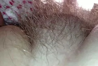 فراخ مفلس تلعق على sex عربي جديد أريكة بيضاء