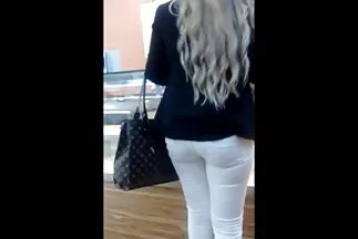 قسمت xxx عربي جديد الأخوات الشهوانية الرجل إلى قسمين.