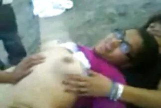 العشاق الذين لا جديد سكس العربي يرحمون يمزقون الثقوب من أجل الكلبة الساذجة
