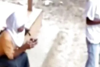 شقراء شقية إيفا إلفي تعطي سكس عربي جديد جديد نفسها لصديقها على الشرفة