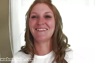 تظهر الفتيات فري سكس عربي جديد أمام كاميرا الويب قدرتهن على ذلك