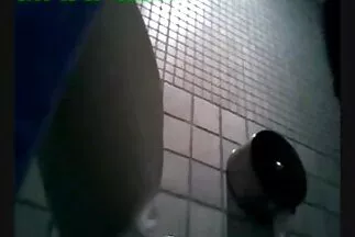 الكلبة المدبوغة والرجل عاريان على الشاطئ موقع جديد سكس عربي