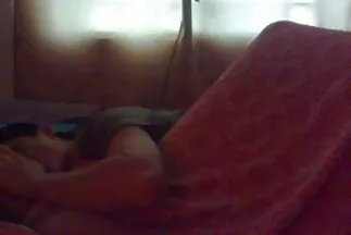 قررت القفز بقوة على كتكوت سمين على عضو. رقص عربي سكس جديد