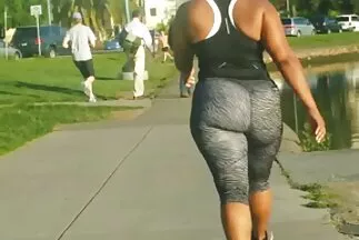 سخيف من الصعب سكس عربي جديده في سيارة مع امرأة سمراء ساحرة.