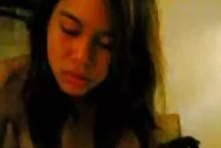 مزق صديق شهواني منتديات سكس عربي جديد امرأة سمراء في الغطاء