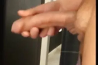تم تربيتها من قبل اثنين من الرجال سيكس عرب جديد المحترمين.