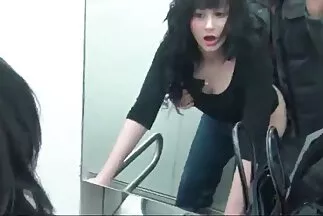 الرجل الملتحي يمارس الجنس مع امرأة سمراء في حفرة سكس اجنبي محارم جديد غنية لطيفة