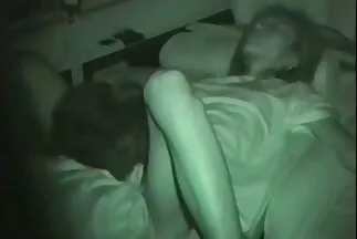 الصديقات الساخنة sex عربي جديد تلعق وتعرض الهرات للرجل