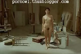 استرخيت الفتاة وأرسلت عضوًا إلى كس عربي جديد كس